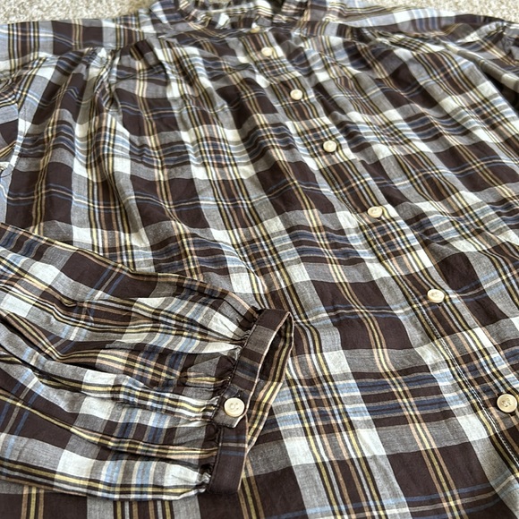 GAP Ruffle Collar Button Down - Picture 4 of 4